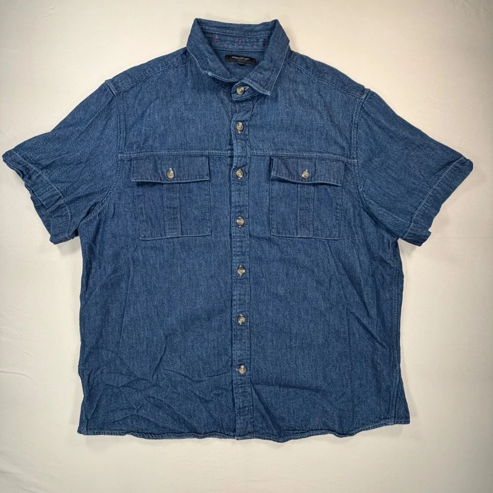 Banana Republic Mens XL Blue Denim Short Sleeve Button Down Utility Shirt 0434